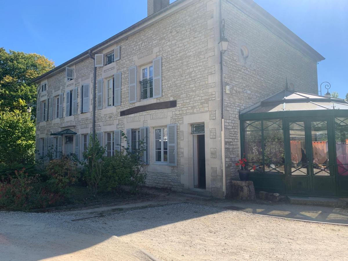 Chambres D'Hotes Dans Une Maison De Caractere Mussey-sur-Marne Bagian luar foto