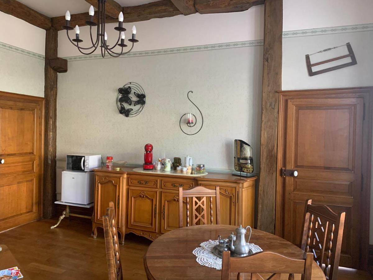 Chambres D'Hotes Dans Une Maison De Caractere Mussey-sur-Marne Bagian luar foto
